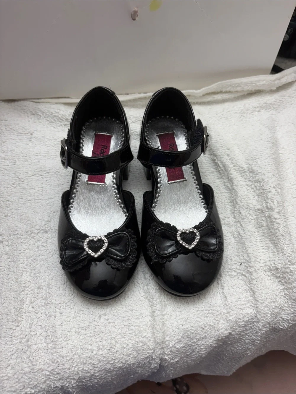 Girls Black Patent Mary Jane Dress Shoes with Heart Bow